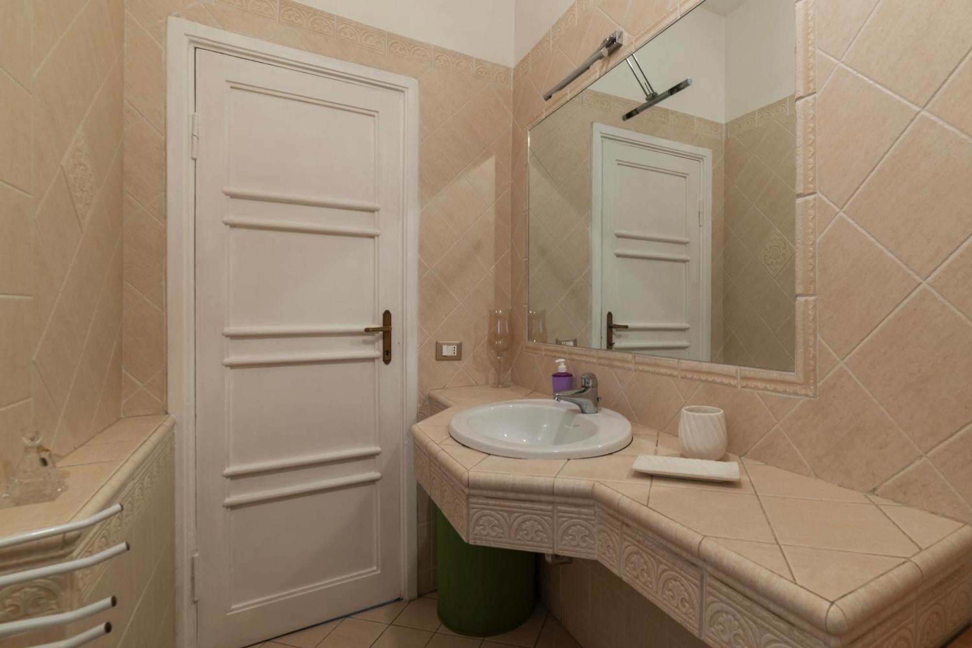 Piazza Zama Huge Apartamento *